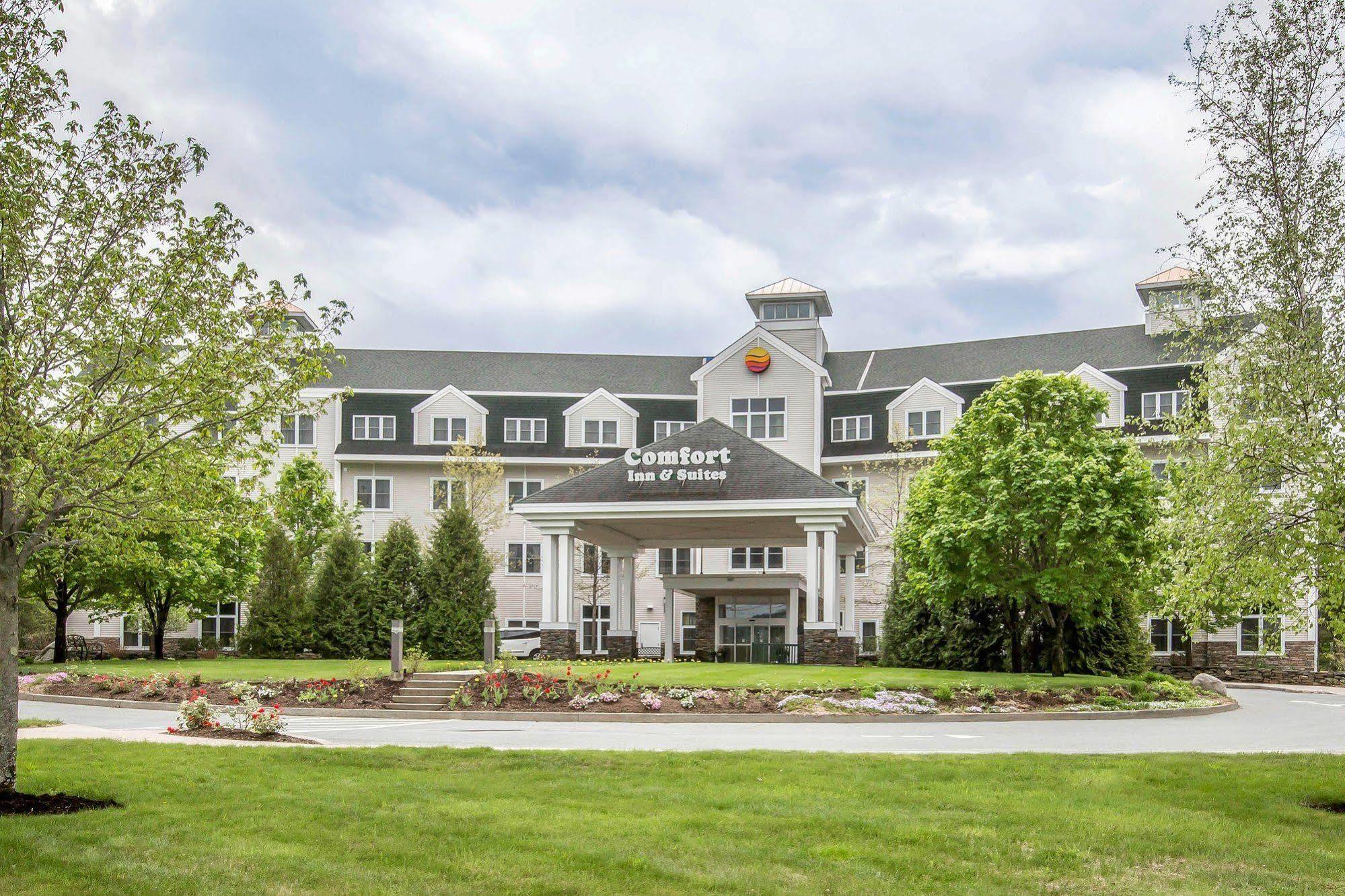 Comfort Inn & Suites Near Burke Mountain Saint Johnsbury Εξωτερικό φωτογραφία