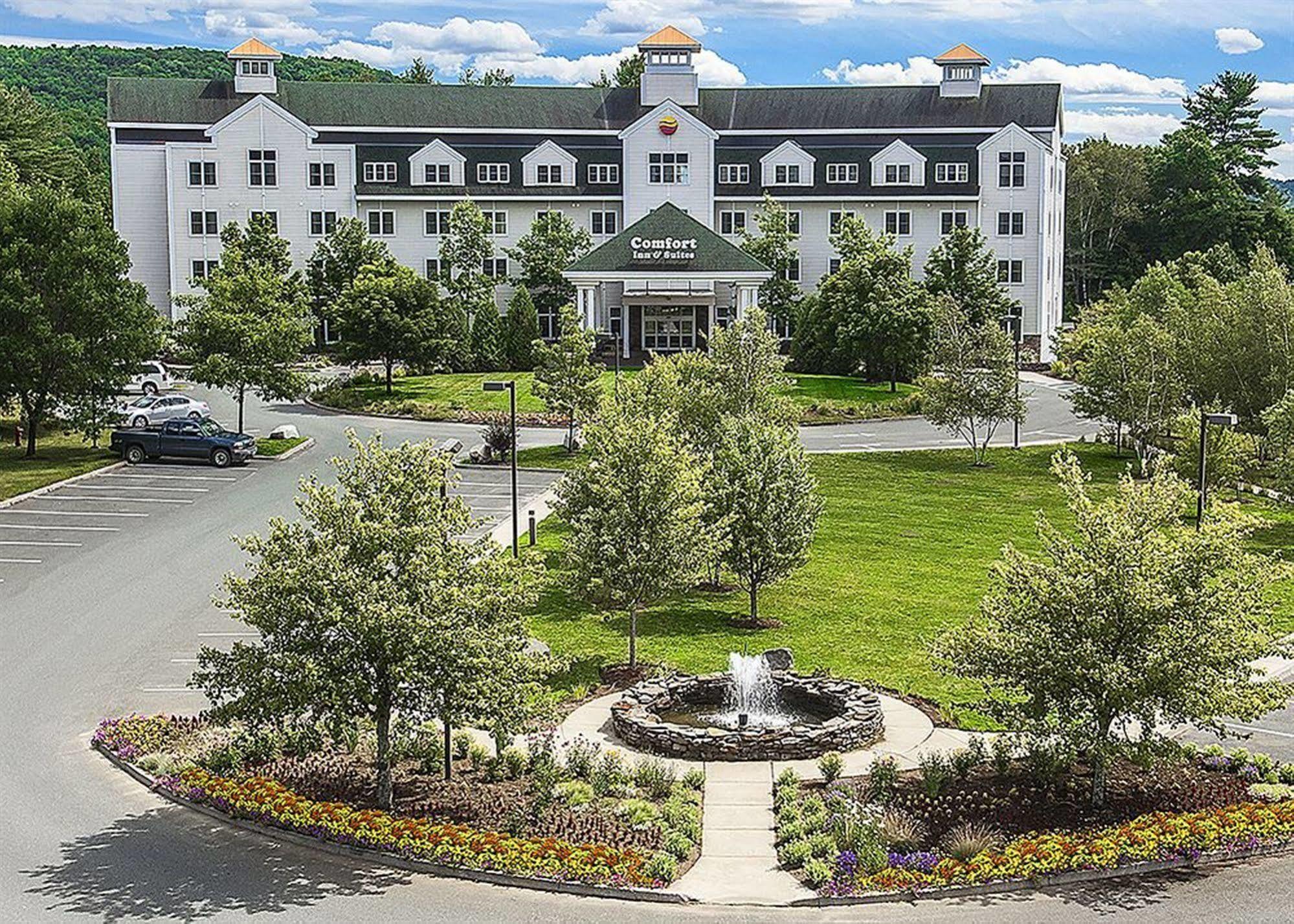 Comfort Inn & Suites Near Burke Mountain Saint Johnsbury Εξωτερικό φωτογραφία
